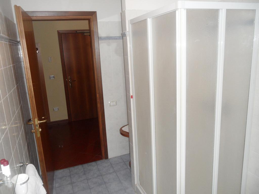 ליבורנו Hotel La Vedetta מראה חיצוני תמונה