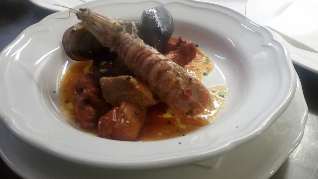 ליבורנו Hotel La Vedetta מראה חיצוני תמונה